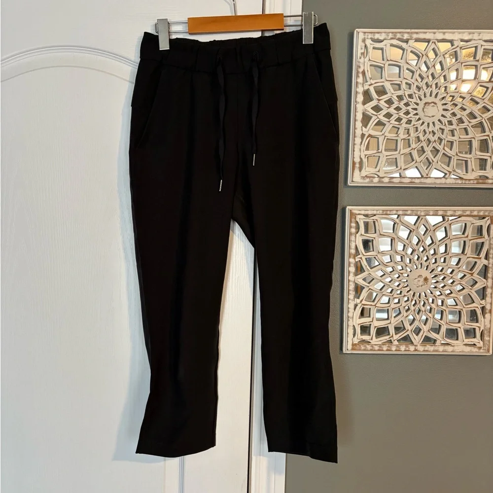 Lululemon On the Fly Joggers - Picture 1 of 7